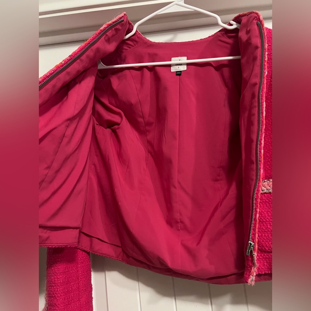 Cabi Ballroom Preppy Jacket Blazor| Size Small | Fuchsia Bouclé Tweed - Picture 12 of 14